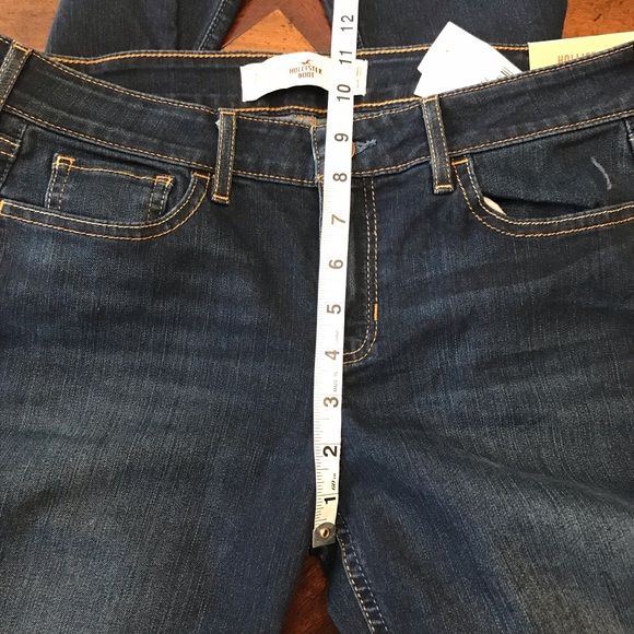 Hollister Boot Jeans - Picture 10 of 11